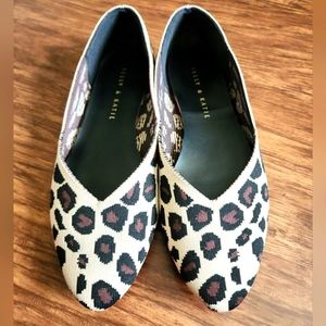 Kelly & Katie flats size 7